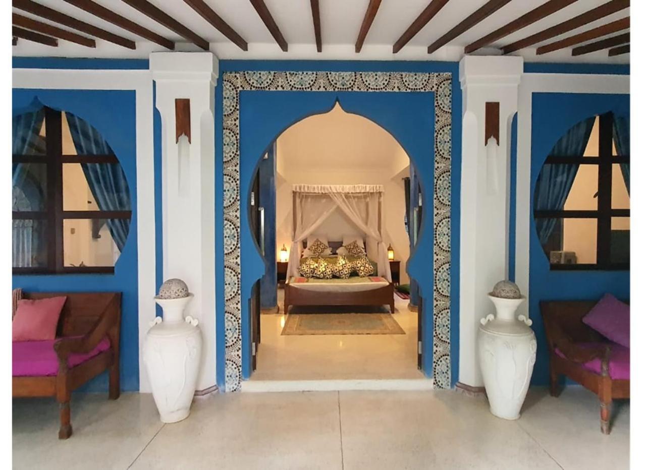 Blue Garden Boutique Hotel Jepara Esterno foto